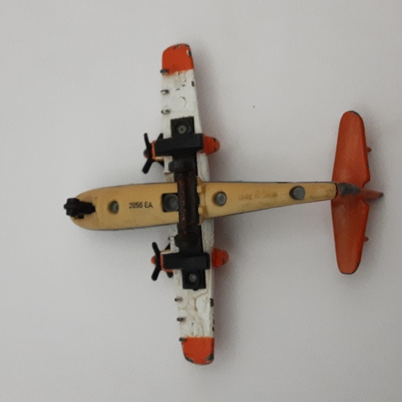 Matchbox Artic Expedition Sky Busters Snowlander Die Cast Plane 1:24 - Picture 5 of 6